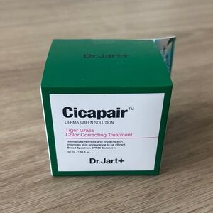 NWT Dr. Jart+ Cicapair Tiger Grass Color Correcting Treatment - 1.69 oz